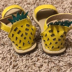 Crewcuts pineapple sandals for toddler girls